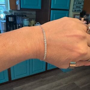 1 ctw Moissanite bar bracelet